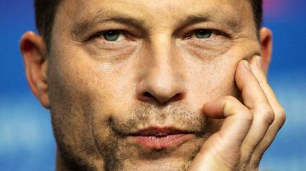 Til Schweiger nachdenklich