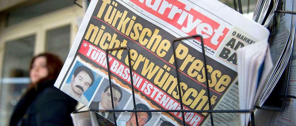 Der Chefkorrespondent der türkischen Zeitung „Hürriyet“, Ahmet Külahci, warf dem Gericht mangelndes Fingerspitzengefühl vor.