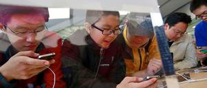 In China pflegt Apple ein schwieriges Verhältnis zu seinen Kunden - behaupten jedenfalls die staatlichen Medien dort.