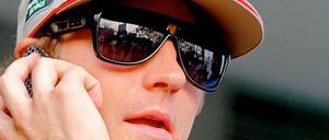Reden ist Silber. Kimi Räikkönen am Telefon.