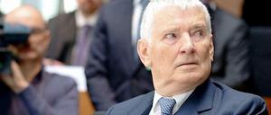 Der frühere Innenminister Otto Schily im NSU-Untersuchungsausschuss.