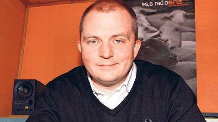 Wechselnde Partnerinnen. Fünf Jahre hat Thadeusz „Dickes B.“ moderiert. Foto: RBB
