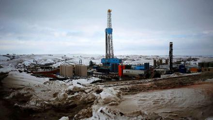 Eiskalt. Eine Frackimng-Gasförderanlage nahe dem Städtchen Williston im US-Bundesstaat North Dakota.