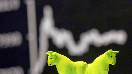 Nur kurzzeitig konnten sich die Bullen an der Frankfurter Börse freuen. Die Erleichterung nach den Zypern-Verhandlungen mit der EU verpuffte recht schnell.