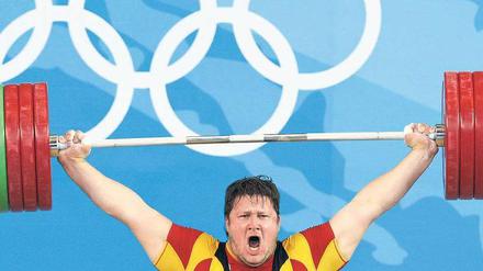 Erhebend. Matthias Steiner löste 2008 mit seinem Olympiagold Tränen aus. Foto: dpa
