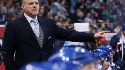 Da ging es zum Sieg. Freezers-Trainer Benoit Laporte.