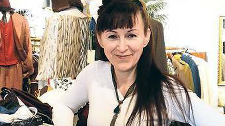 Andrea Daniela Kiersch hat ihre Leidenschaft für Mode der 20er bis 60er Jahre zum Beruf gemacht.