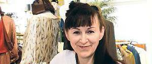 Andrea Daniela Kiersch hat ihre Leidenschaft für Mode der 20er bis 60er Jahre zum Beruf gemacht.