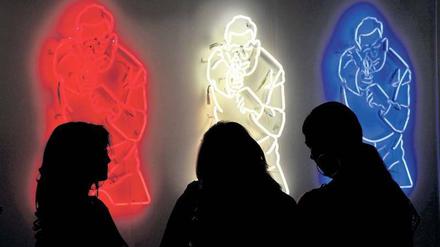 Gefahrenzone. Blick in eine Koje auf der Armory Show, in der die Zuschauer zu Zielscheiben werden. 
