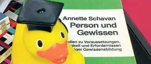 Bis es quietscht. Schavans Doktorarbeit spaltet die Wissenschaft. Jetzt fordern ihre Unterstützer neue Plagiatsverfahren.