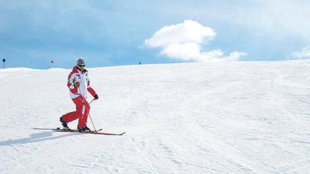 Skisport ist Kniesport. Beim Telemarken wird das besonders deutlich. David Giacomelli macht’s vor.