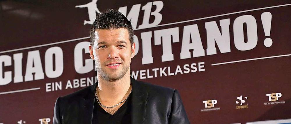 Der Abschied naht. Michael Ballack spielt am 5. Juni noch einmal auf großer Fußballbühne vor.