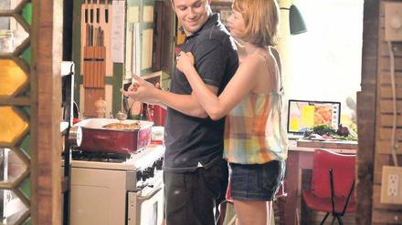 Gefährdetes Glück. Kochbuchautor Lou (Seth Rogen) und seine Frau Margot (Michelle Williams).