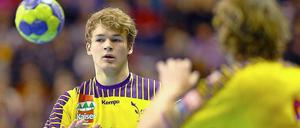 Verjüngung bei den Füchsen: Youngster Paul Drux am Ball.
