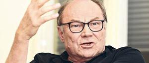 Begegnung mit Krapp. Klaus Maria Brandauer im Gespräch in Berlin. 