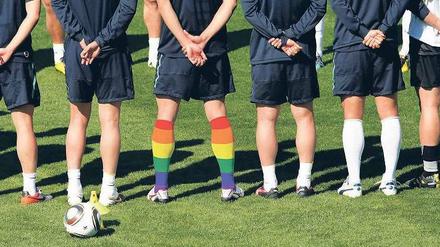 Zahl der Qual. Über die Anzahl der homosexuellen Profis in der Bundesliga gibt es nur Spekulationen. 