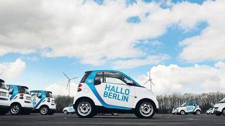 Kleine Autos, größter Anbieter. Daimler ist mit seinen Smarts von Car-2-Go Marktführer auf dem Markt für konzerngebundenes Carsharing. 