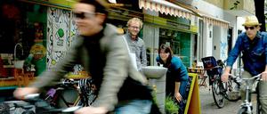 Engpass. Hochbord-Radwege auf Gehwegen fühlen sich gerade für wenig routinierte Radler relativ sicher an. Doch auf ihnen passiert besonders viel. 