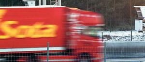 Das kostet was. Nach dem Vorbild der Autobahnen wurde auch auf einigen Bundesstraßen die Maut eingeführt.