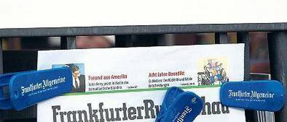 Gemeinsame Zukunft. „Frankfurter Rundschau“ und „Frankfurter Allgemeine Zeitung“ erscheinen künftig im selben Verlag. Foto: dpa