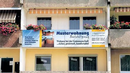 Balkon mit Bestand. Genossenschaften wollen ihren Mitgliedern preisgünstigen Wohnraum auf Lebenszeit bieten. Im Gegenzug muss man Pflichtanteile erwerben, die in der Regel aber gut verzinst werden.