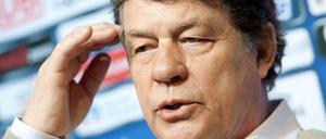 "Wichtig ist, wie sich meine Mannschaft verhält", sagt Otto Rehhagel vor dem Spiel gegen seinen früheren Klub Werder Bremen.