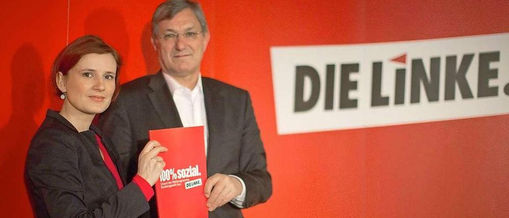 Dicker Forderungskatalog. Linken-Chefs Katja Kipping und Bernd Riexinger mit dem Entwurf des Wahlprogramms