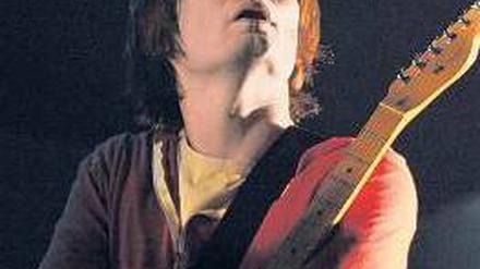 Saitenmagier. Jonny Greenwood bei einem Radiohead-Konzert in Kalifornien, 2012. 