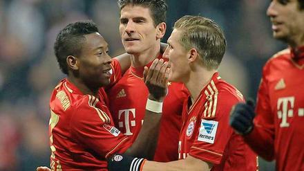 Zum Lachen ist ihm nicht zumute: Mario Gomez ist beim FC Bayern zurzeit selten mittendrin.