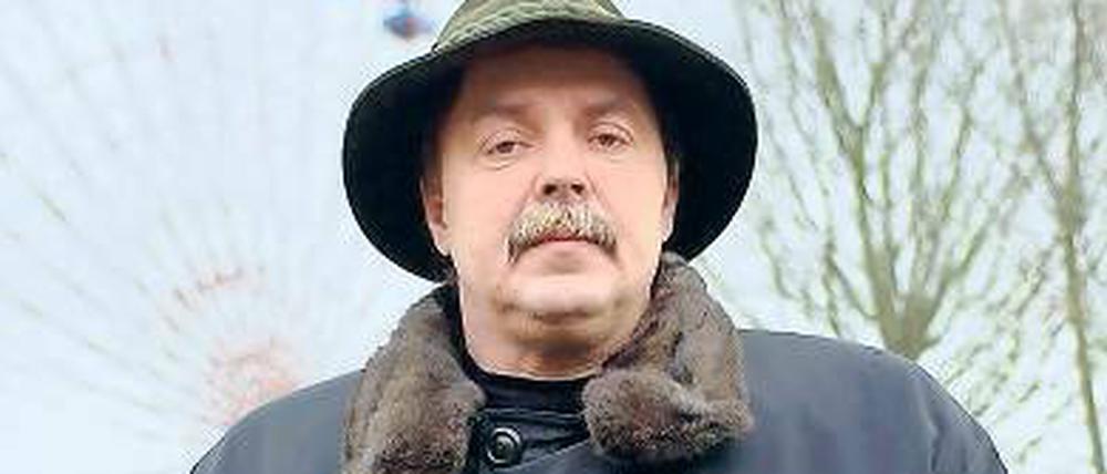 Das große Rad drehen. Enkel Norbert Witte wohnt am von ihm betriebenen Spreepark, der inzwischen pleite ist.
