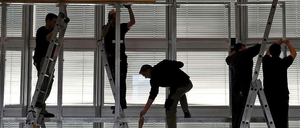 Konjunktur: Deutsche Wirtschaft soll sich 2013 wieder moderat erholen.