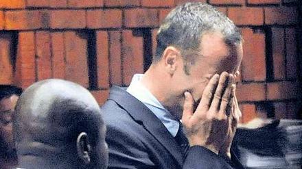 Oscar Pistorius, Paralympics-Sieger, steht wegen Mordverdachts vor Gericht.