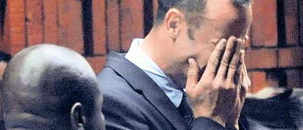 Oscar Pistorius, Paralympics-Sieger, steht wegen Mordverdachts vor Gericht.