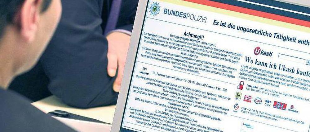 Niemals zahlen, raten Experten. Wer sich den BKA-Trojaner eingefangen hat, sollte Anzeige erstatten und eine Rettungs-CD einlegen. Foto: dpa