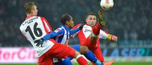 Entscheidende Stützen: Torsten Mattuschka und Ronny prägten mit ihrer Leistung das Stadtderby. Unions Kapitän Mattuschka bereitete zwei Tore vor, Ronny rettete Hertha mit seinem Treffer einen Punkt im Heimspiel.