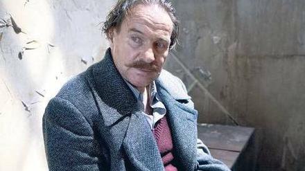 Götz George war acht Jahre alt, als sein Vater Heinrich in Sachsenhausen starb. Das Dokudrama „George“ mit Götz George in der Rolle des großen, aber auch umstrittenen Volksschauspielers gehört 2013 zu den Highlights des ARD-Programms. Foto: SWR