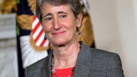 Sally Jewell bei ihrer Nominierung durch Präsident Obama.