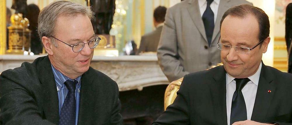 Google-Chef Schmidt und Frankreichs Präsident François Hollande.