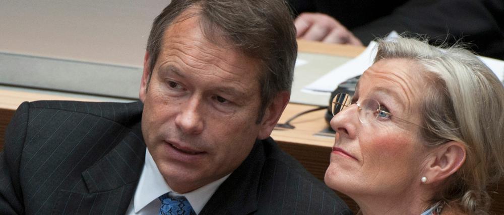 Finanzsenator Ulrich Nußbaum mit der Berliner Senatorin für Wirtschaft, Technologie und Forschung, Sybille von Obernitz.