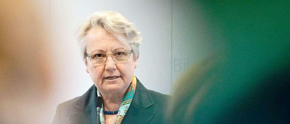 Der Doktortitel ist weg, als Bildungsministerin zurücktreten will Annette Schavan trotzdem nicht.