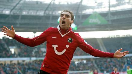 Auftakt nach Maß: Mohamed Abdellaoue trifft direkt nach dem Anpfiff zum 1:0.
