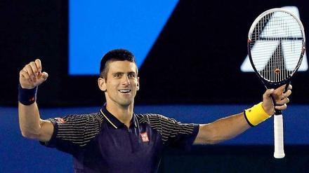 Der dritte Streich: Als erstem Spieler überhaupt gelingt dem Serben Novak Djokovic ein lupenreiner Hattrick bei den Australien Open. 