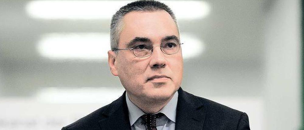„Über die gesamte Dissertation verteilt.“ Dekan Bleckmann verkündet das Plagiatsurteil über Annette Schavan.