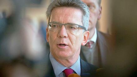 Verteidigungsminister Thomas de Maizière will Sanitätssoldaten nach Mali schicken.