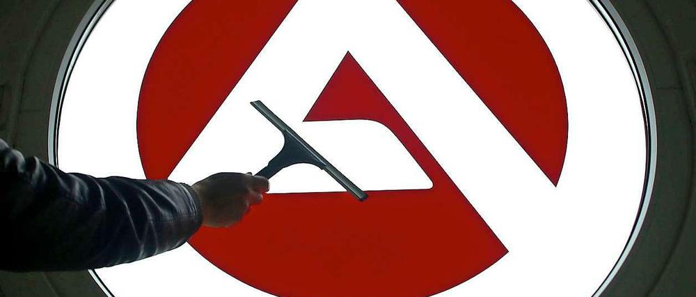 Für den Frühjahrsputz ist es auf dem Arbeitsmarkt noch etwas früh. Im Januar steigt die Zahl der Erwerbslosen in der Regel deutlich.