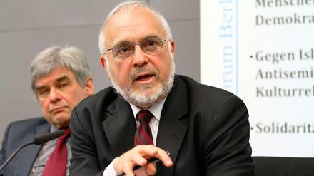 Rabbi Abraham Cooper und der Politikwissenschaftler Matthias Küntzel (links) in Berlin: "Augstein ist ein Antisemit"