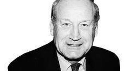 Heik Afheldt ist Publizist und Wirtschaftsberater. Er war Herausgeber des Tagesspiegels.