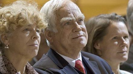 Transparency-Gründer Peter Eigen neben seiner Frau Gesine Schwan.