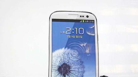Smartphones - ob von Samsung oder Apple - sind der Renner. Doch das Wachstum soll sich verlangsamen.