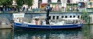Der Schlepper Anna.
